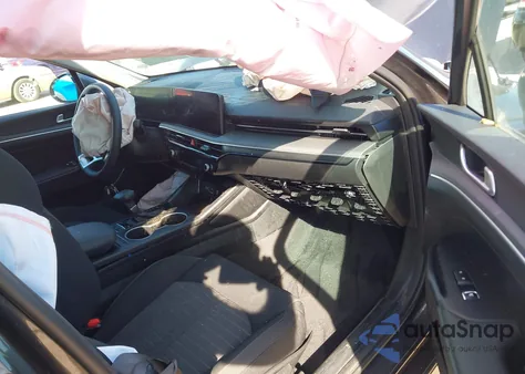 2026 Kia K5 Lxs из США, поврежденный, VIN KNAG24J79T5406228